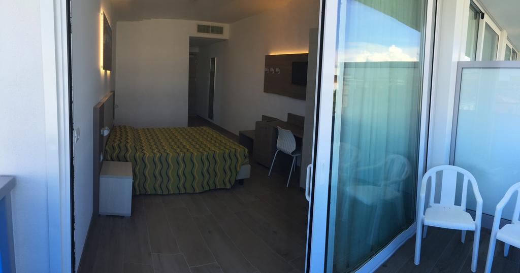 Hotel Montreal Bibione Exteriér fotografie